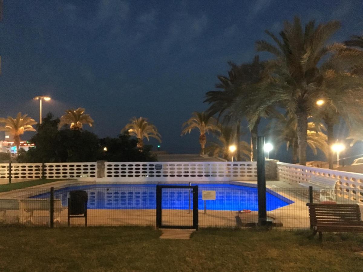 Apartamento Con Vistas Al Mar. Primera Linea De Playa. Aguadulce  Buitenkant foto